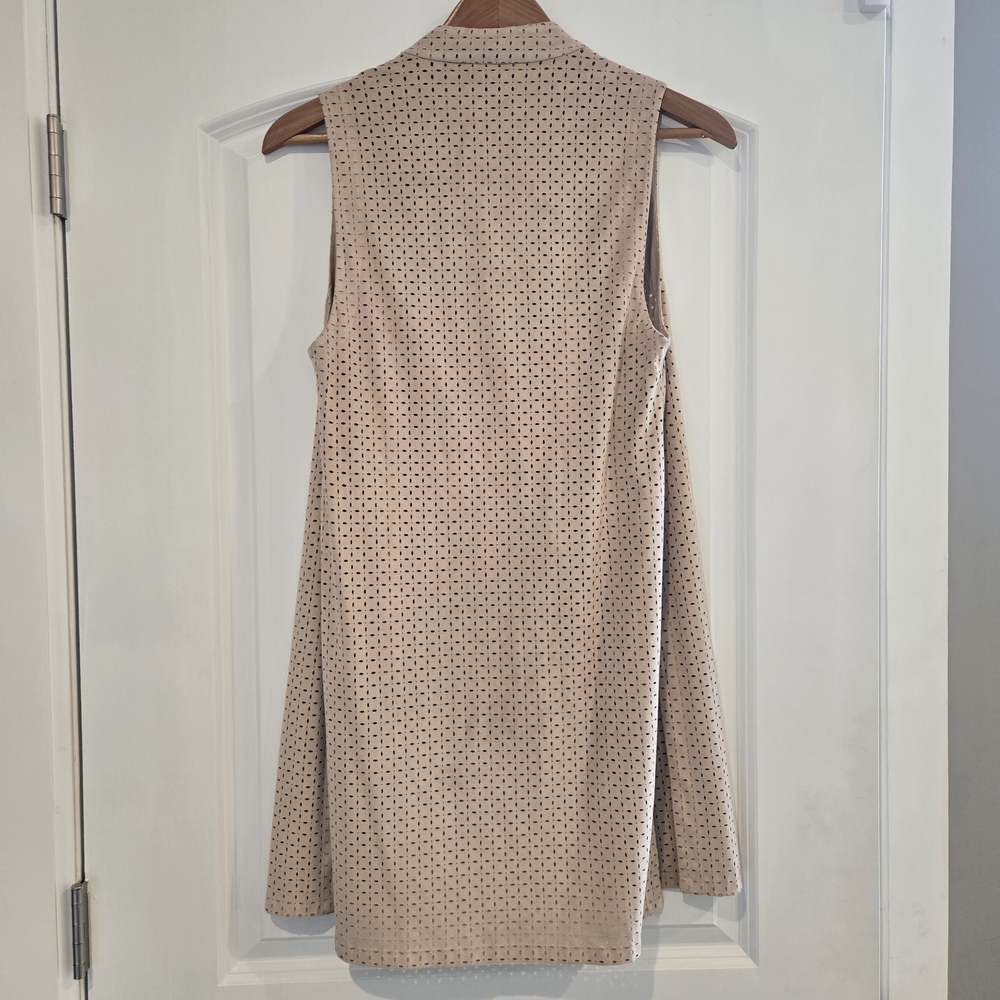 Lysse Tan Perforated Faux Suede Waterfall Open Front Vest Size Xs - Picture 3 of 6